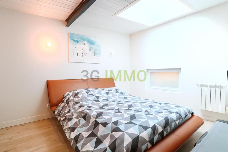 Appartement - 92 m² - 4 pièces