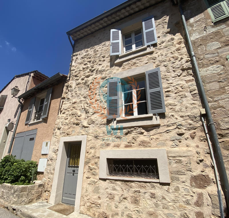 Maison de village - 90 m² - 5 pièces