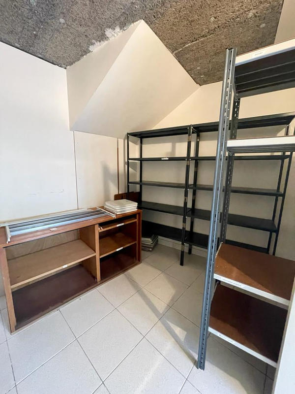 Bureau - 139 m² - 5 pièces