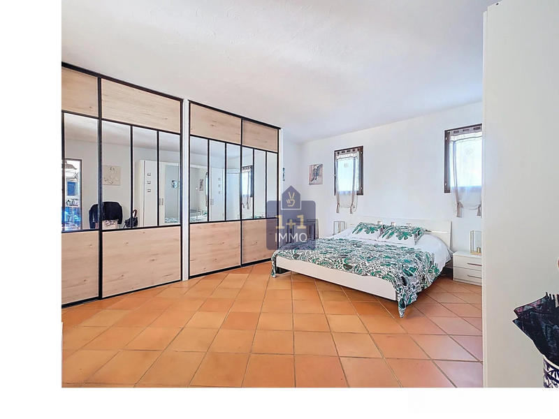 Maison - 179 m² - 6 pièces