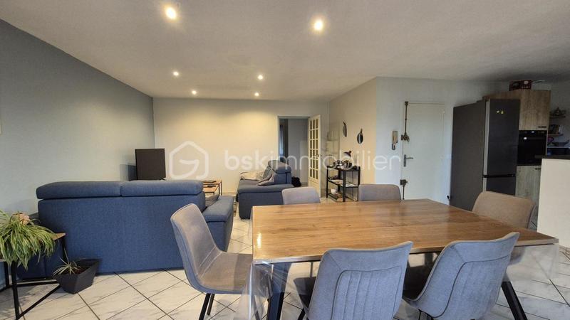 Appartement - 84 m² - 4 pièces