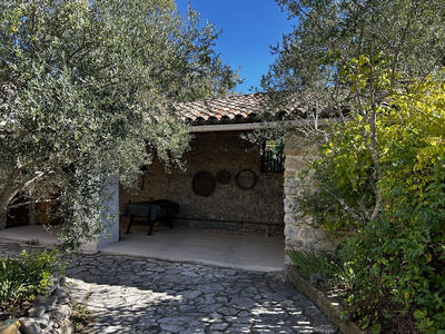 Maison - 187 m² - 9 pièces