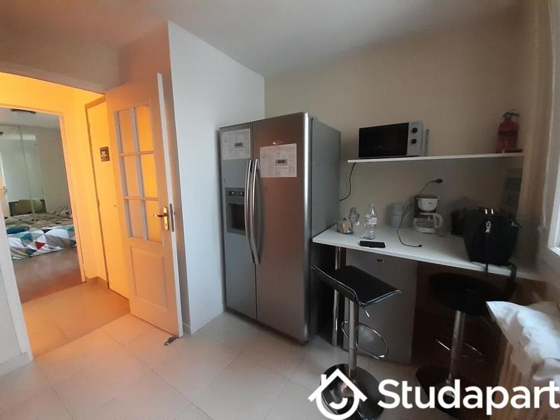 Chambre - 10 m² - 1 pièce