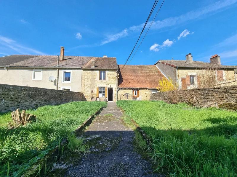 Maison - 157 m² - 4 pièces