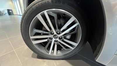 Audi Q5 50 TFSIe 299 s tronic 7 Quattro Avus