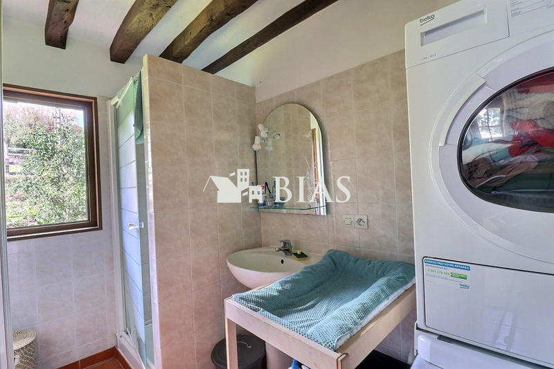 Maison traditionnelle - 150 m² - 6 pièces