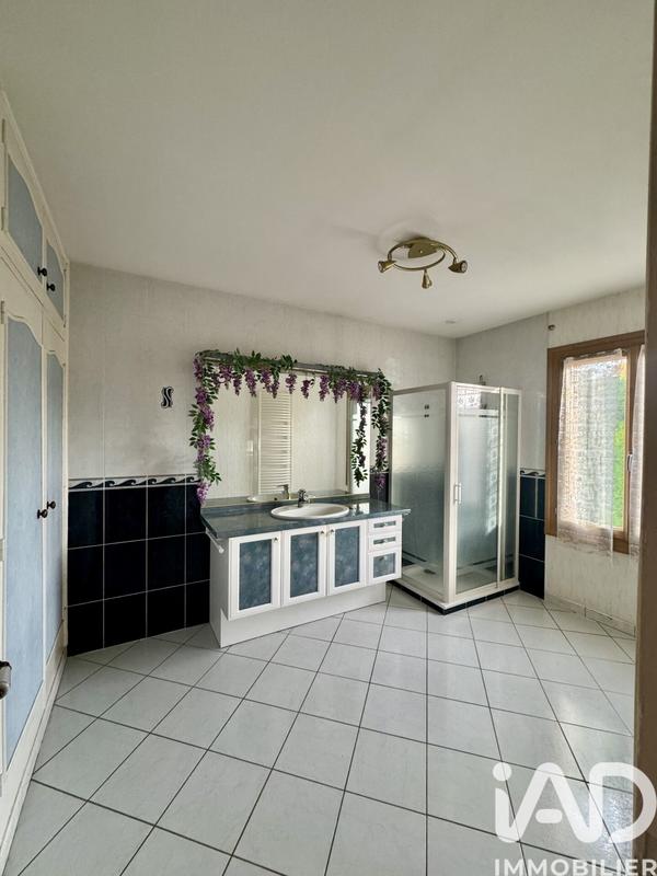 Maison - 80 m² - 5 pièces