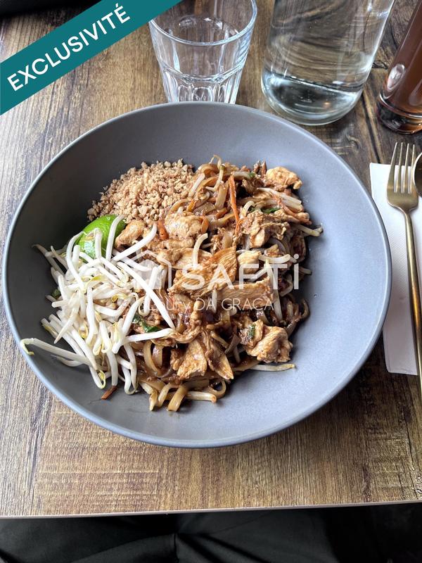 Local commercial - 127 m² - 2 pièces