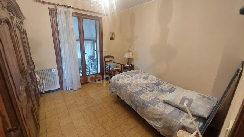 Maison - 102 m² - 4 pièces