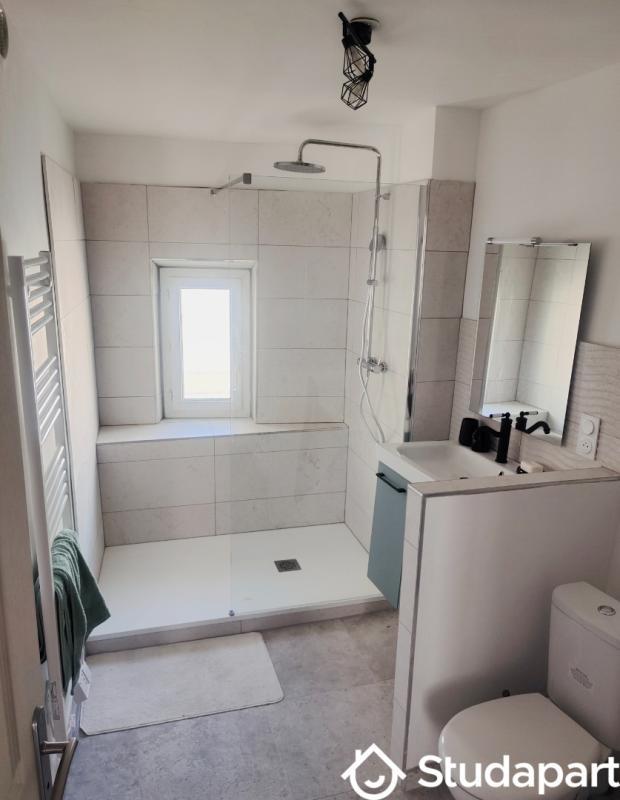 Chambre - 13 m² - 1 pièce