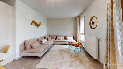 Appartement - 81 m² - 4 pièces