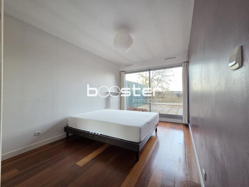 Appartement ancien - 74 m² - 3 pièces