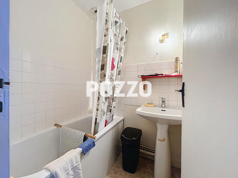 Immeuble - 10 pièces