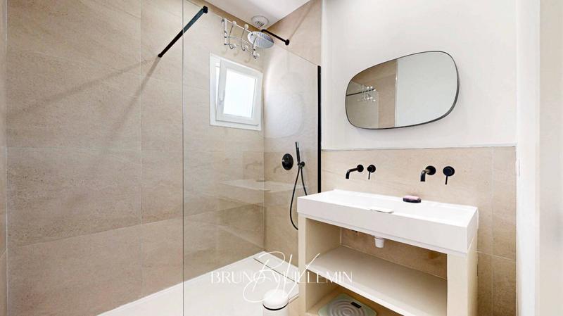 Villa - 190 m² - 7 pièces