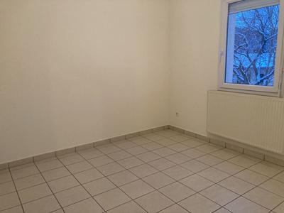 Maison traditionnelle - 94 m² - 4 pièces