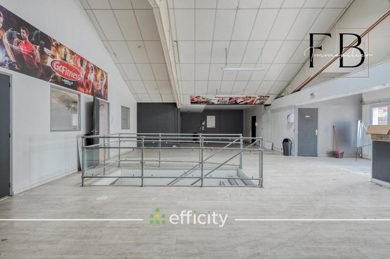 Local commercial - 714 m² - 7 pièces