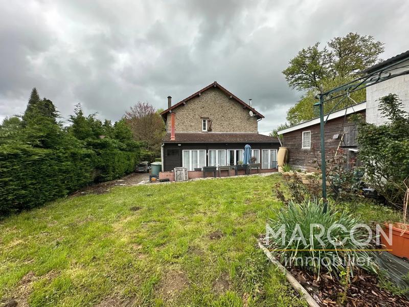Maison de village - 145 m² - 6 pièces
