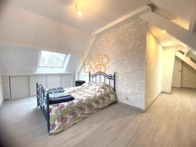 Maison - 157 m² - 7 pièces