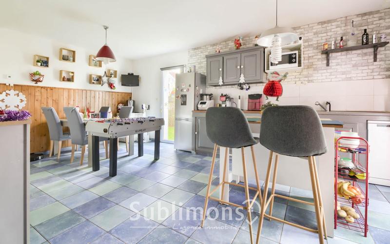 Maison - 95 m² - 5 pièces