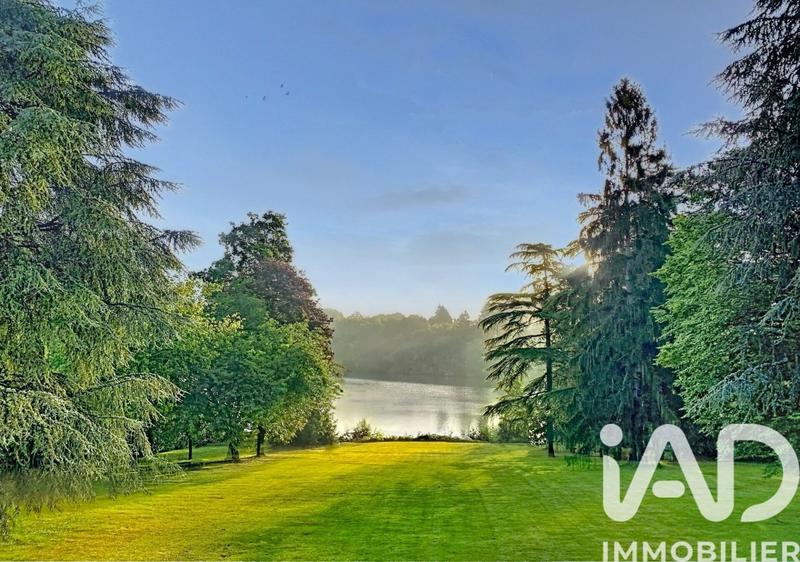 Maison - 346 m² - 9 pièces