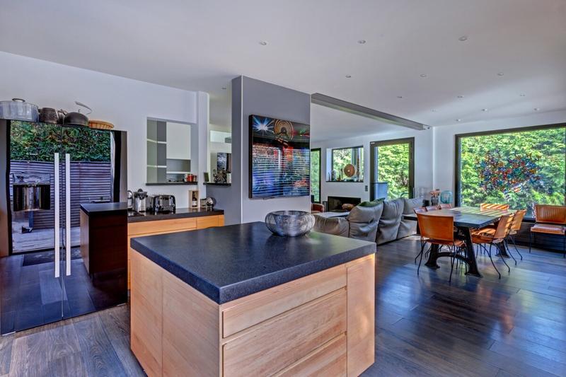 Villa - 257 m² - 6 pièces