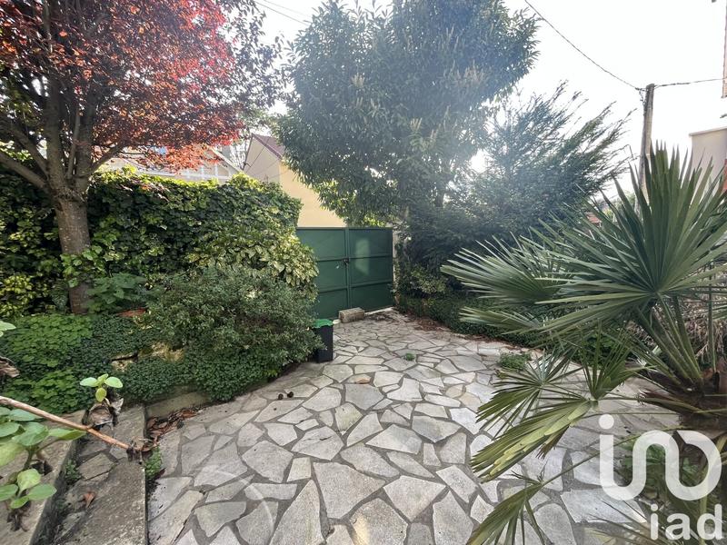 Maison - 98 m² - 5 pièces