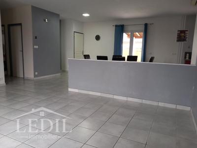 Maison - 102 m² - 4 pièces