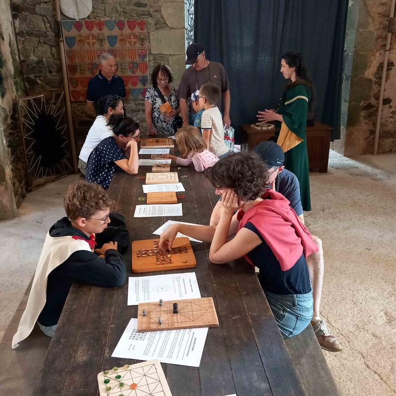 Château de Saint Mesmin - Castel en jeux