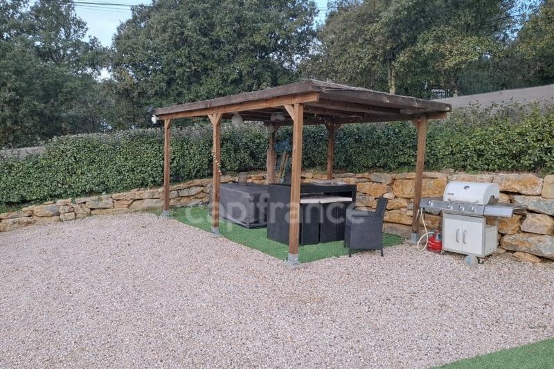 Villa - 90 m² - 4 pièces