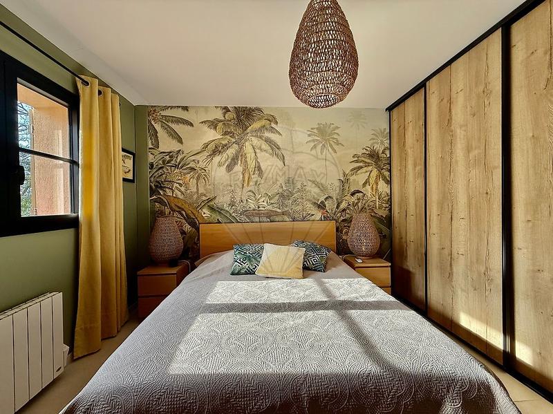 Propriété - 164 m² - 5 pièces