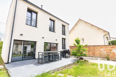 Maison - 147 m² - 5 pièces