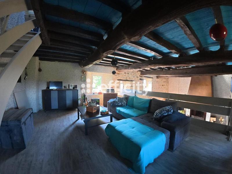 Maison - 554 m² - 18 pièces