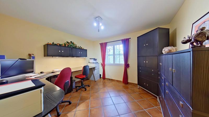 Mas - 463 m² - 19 pièces