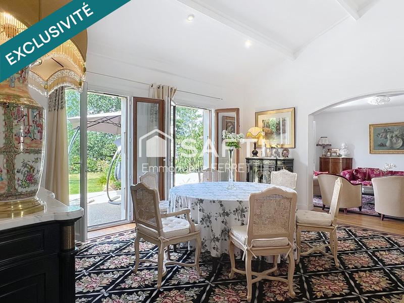 Maison - 291 m² - 8 pièces