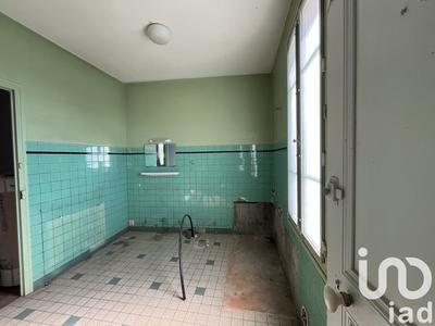 Maison - 287 m² - 13 pièces