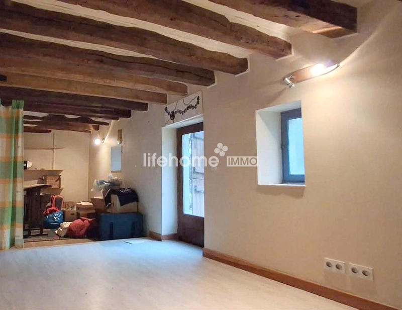 Maison - 181 m² - 9 pièces