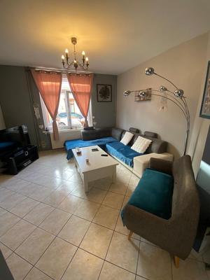 Maison - 102 m² - 4 pièces