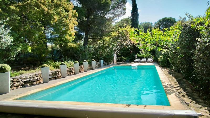 Propriété - 150 m² - 5 pièces