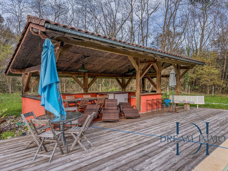 Maison ancienne - 238 m² - 5 pièces