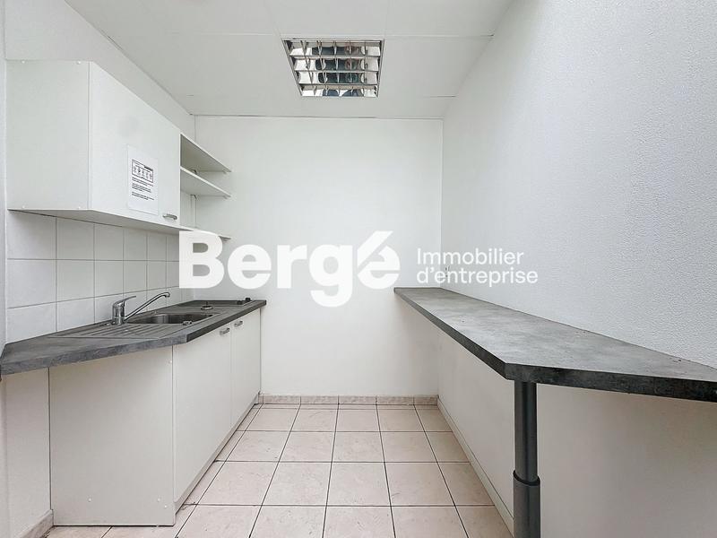 Local commercial - 302 m²