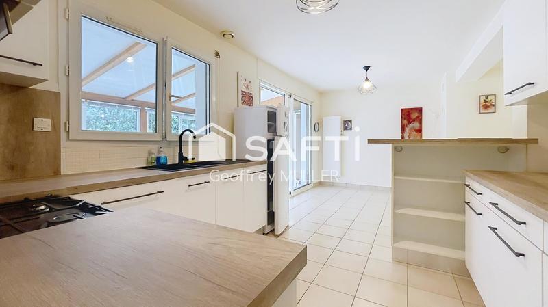 Maison - 145 m² - 6 pièces