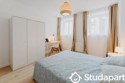 Chambre - 10 m² - 1 pièce