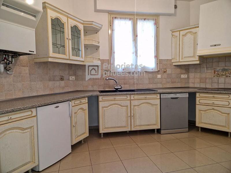 Maison - 96 m² - 5 pièces