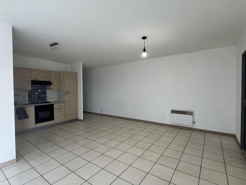 Appartement - 75 m² - 3 pièces