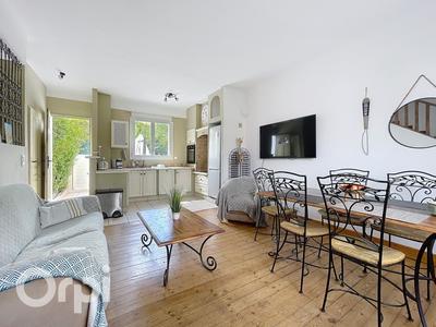 Maison - 82 m² - 4 pièces