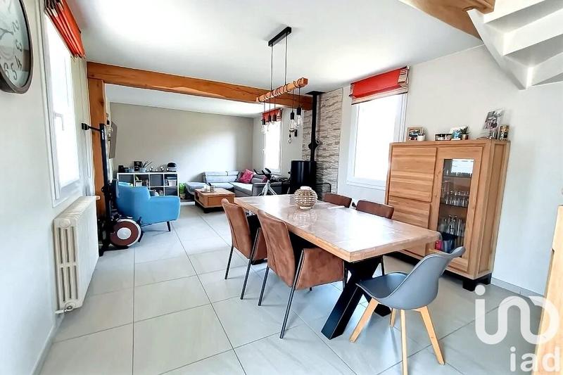 Maison - 102 m² - 4 pièces