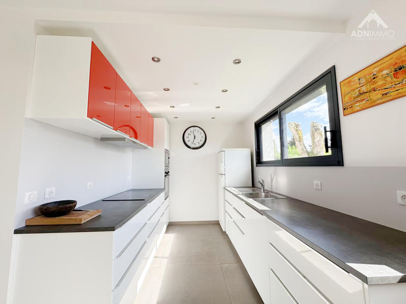 Maison - 175 m² - 6 pièces