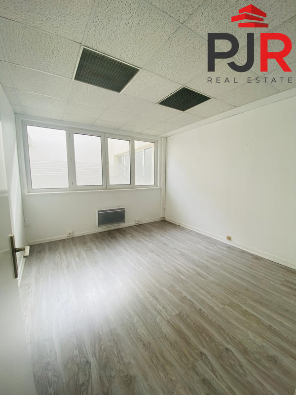 Bureau - 63 m²