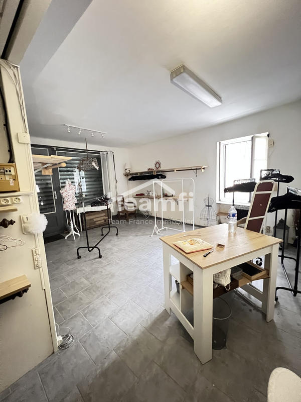 Local commercial - 52 m² - 2 pièces