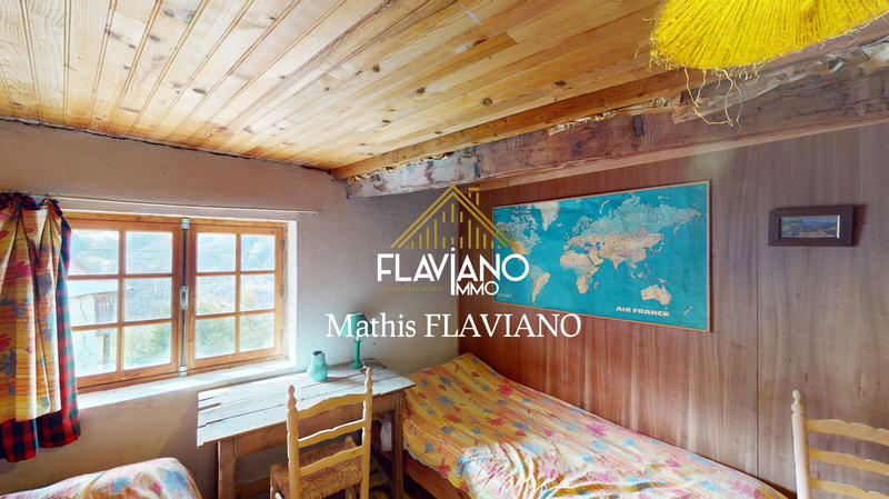 Maison - 179 m² - 8 pièces